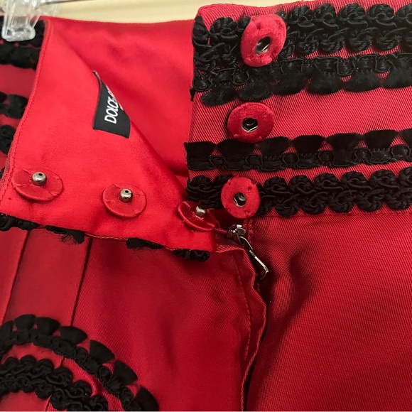Dolce & Gabbana Pencil Skirt 46 Red Silk Mikado Jacquard Black Embellishments - Picture 6 of 9